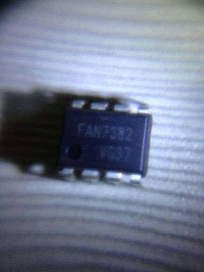 FAN7382